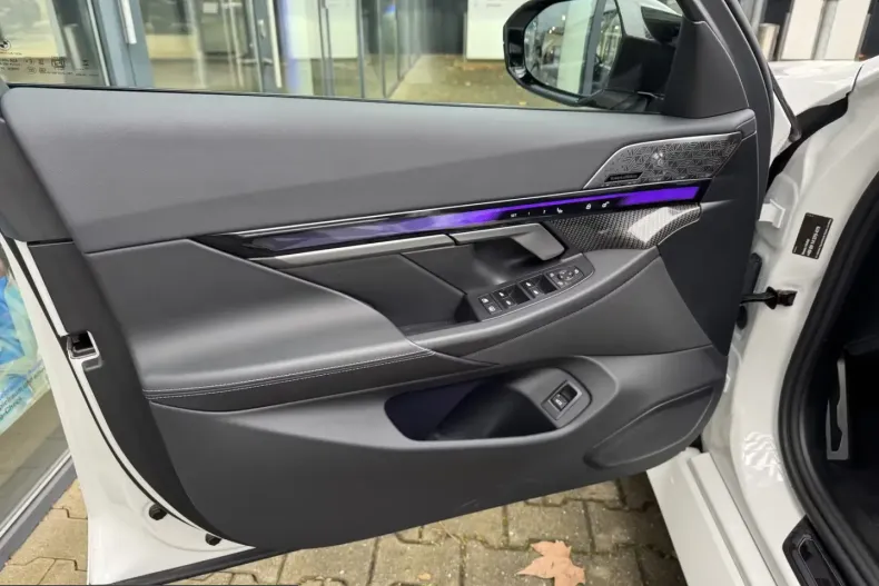 BMW M5 (Seria 5) din 2024 cu 10.122 km - oferta BMW219002 - foto 22