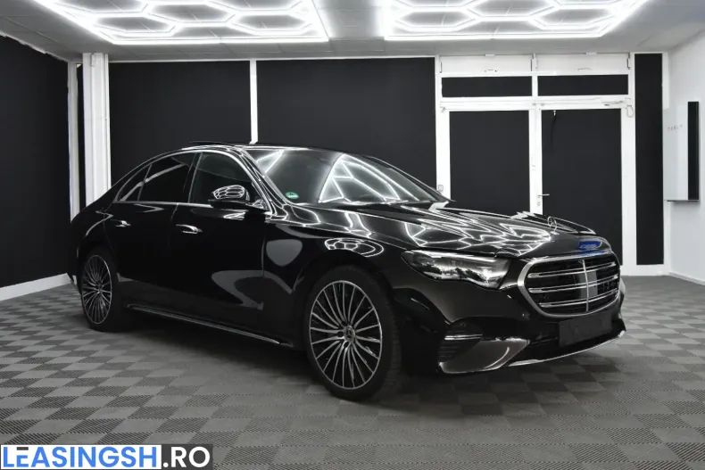Mercedes-Benz E 400 (Clasa E) din 2023 cu 50.000 km - oferta MER219008 - foto 1