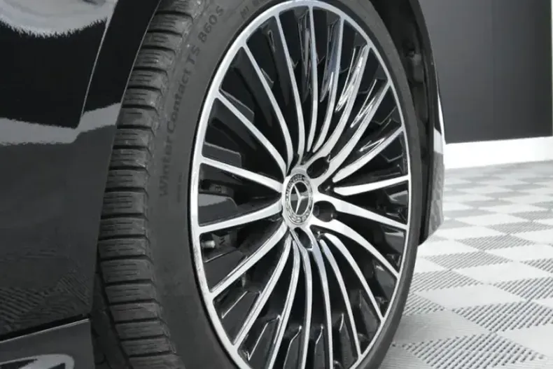 Mercedes-Benz E 400 (Clasa E) din 2023 cu 50.000 km - oferta MER219008 - foto 10