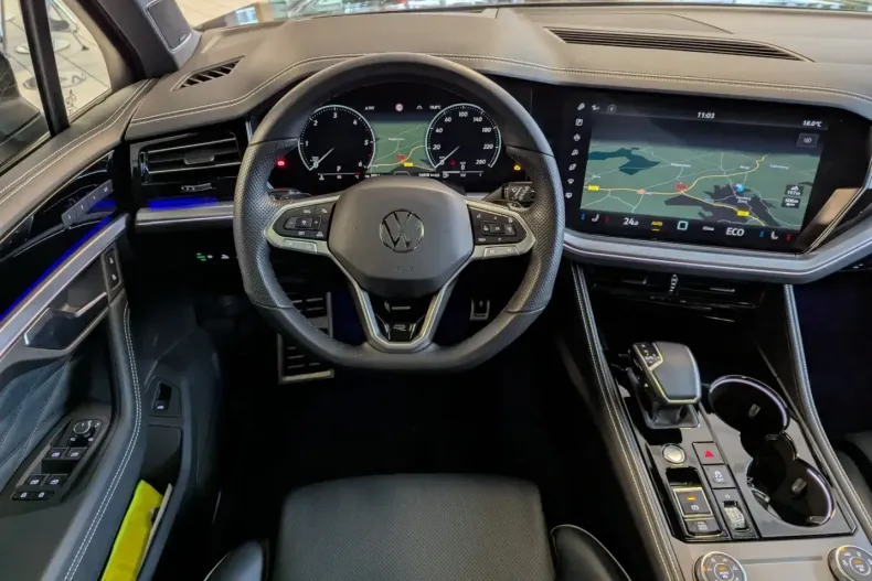 Volkswagen Touareg din 2025 cu 21.139 km - oferta VOL219012 - foto 19