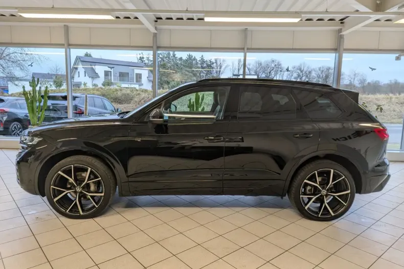 Volkswagen Touareg din 2025 cu 19.789 km - oferta VOL219013 - foto 3