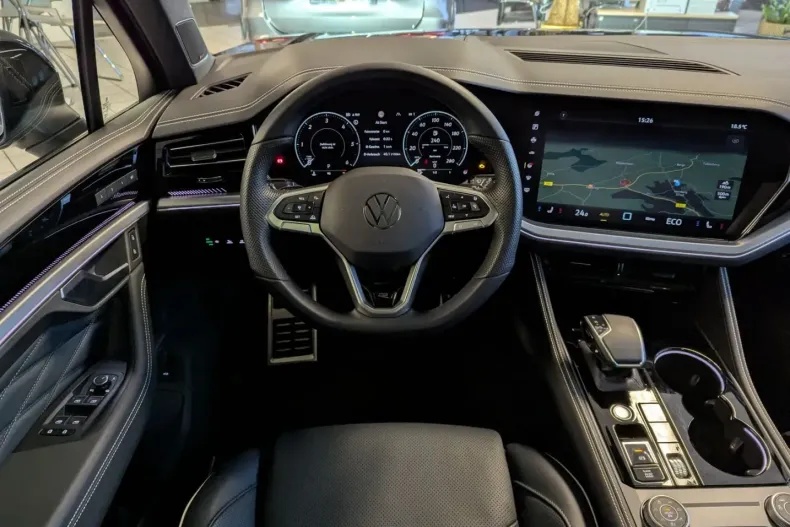 Volkswagen Touareg din 2025 cu 19.789 km - oferta VOL219013 - foto 19
