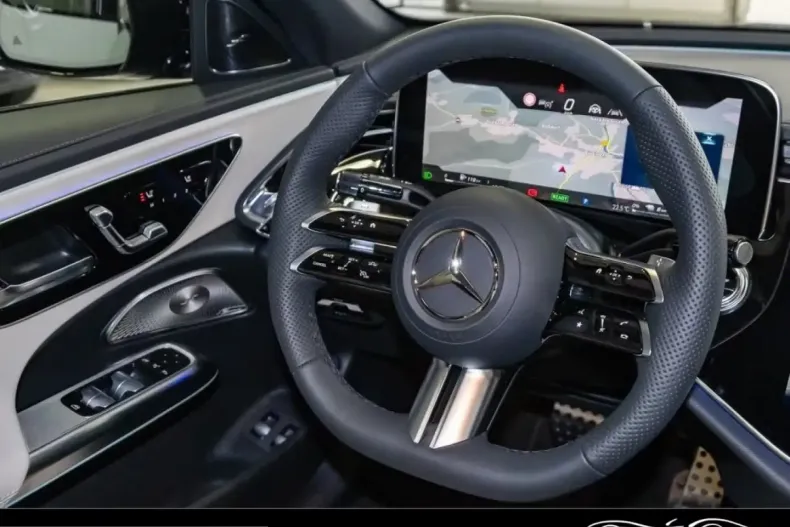 Mercedes-Benz E 400 (Clasa E) din 2025 cu 12.100 km - oferta MER219023 - foto 11
