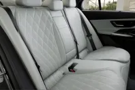 Mercedes-Benz E 400 (Clasa E) din 2025 cu 8.950 km - oferta MER219024 - foto 3