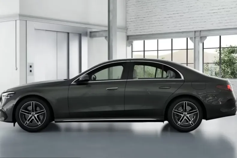 Mercedes-Benz E 400 (Clasa E) din 2025 cu 8.950 km - oferta MER219024 - foto 9