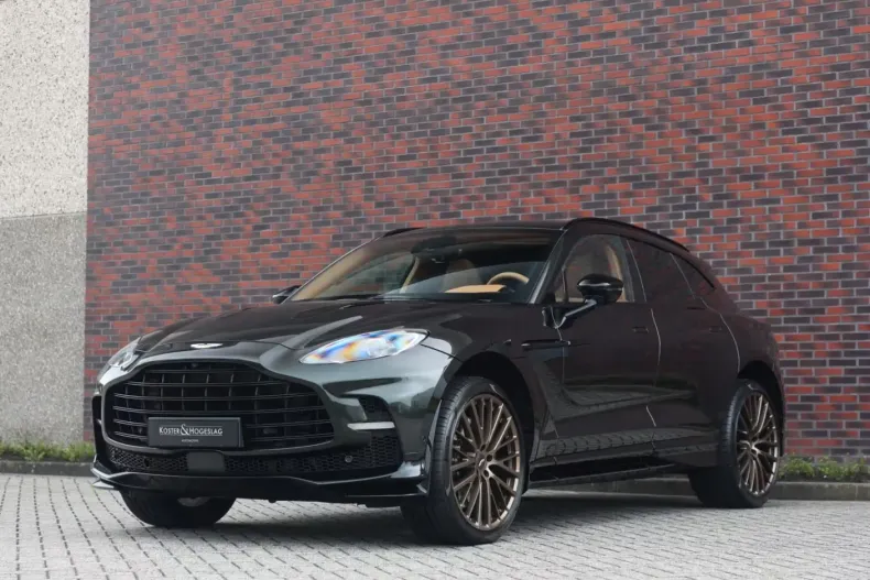 Aston Martin DBX din 2025 cu 4.354 km - oferta AST219033 - foto 2