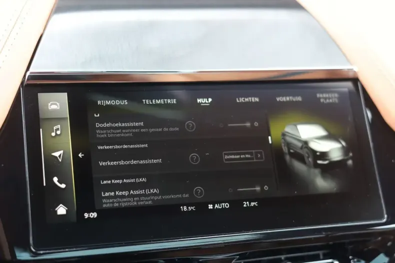 Aston Martin DBX din 2025 cu 4.354 km - oferta AST219033 - foto 34