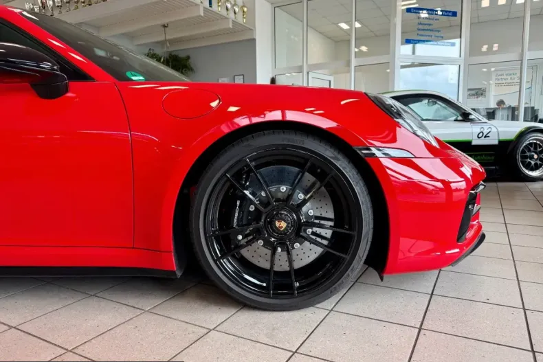 Porsche 992 din 2024 cu 11.785 km - oferta POR219043 - foto 6
