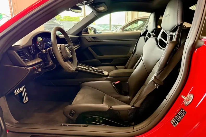 Porsche 992 din 2024 cu 11.785 km - oferta POR219043 - foto 9