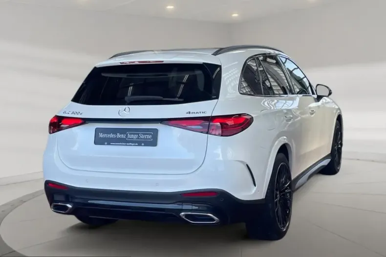 Mercedes-Benz GLC 300 (Clasa GLC) din 2023 cu 49.100 km - oferta MER219049 - foto 2