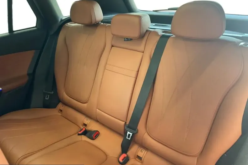 Mercedes-Benz GLC 300 (Clasa GLC) din 2023 cu 49.100 km - oferta MER219049 - foto 10