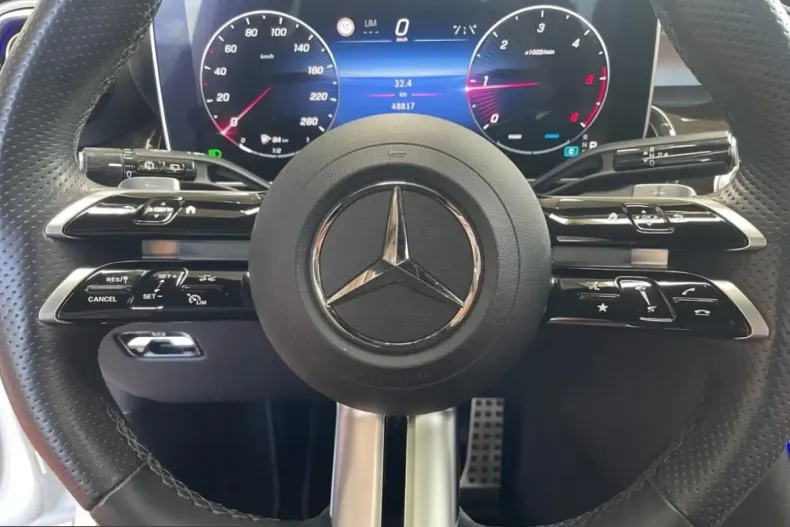 Mercedes-Benz GLC 300 (Clasa GLC) din 2023 cu 49.100 km - oferta MER219049 - foto 13