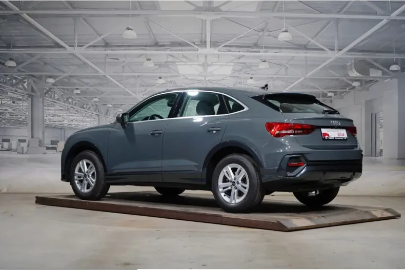 Audi Q3 din 2022 cu 40.600 km - oferta AUD219052 - foto 2