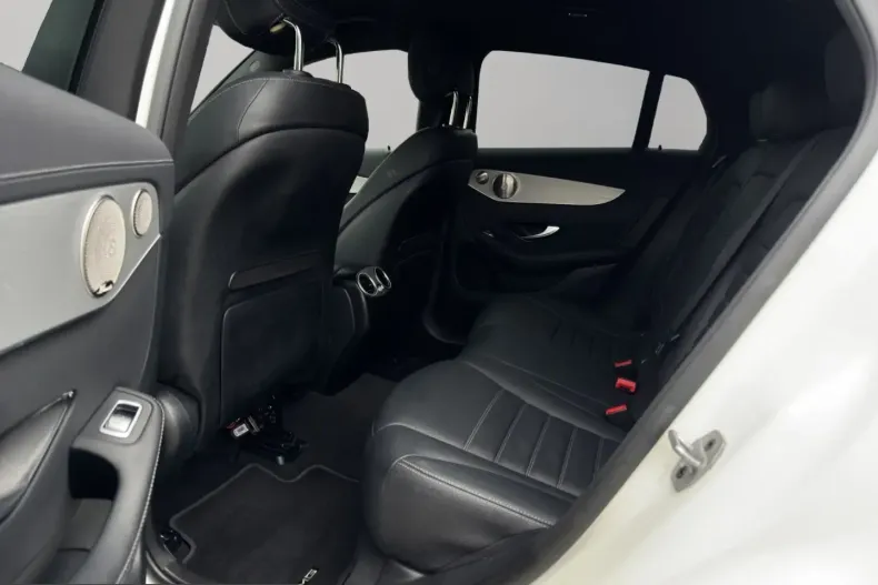 Mercedes-Benz GLC 300 (Clasa GLC) din 2021 cu 89.000 km - oferta MER219068 - foto 11