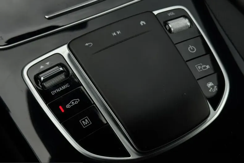 Mercedes-Benz GLC 300 (Clasa GLC) din 2021 cu 89.000 km - oferta MER219068 - foto 19