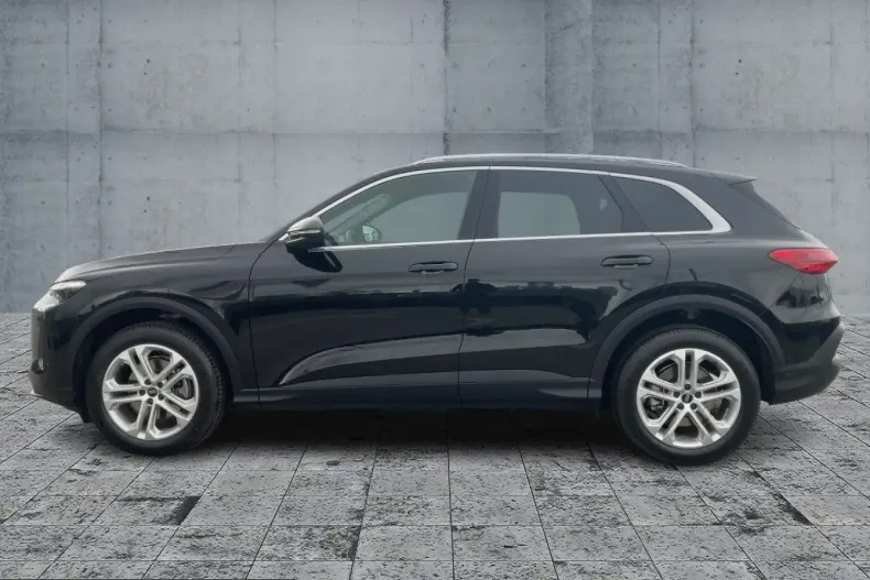 Audi Q5 din 2025 cu 26.543 km - oferta AUD219070 - foto 3