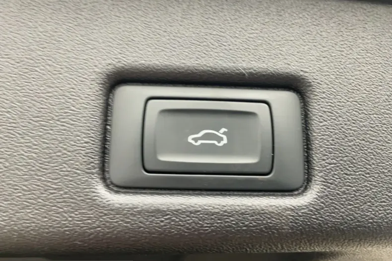 Audi Q5 din 2025 cu 26.543 km - oferta AUD219070 - foto 15