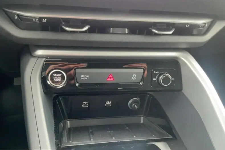 Audi Q5 din 2025 cu 26.543 km - oferta AUD219070 - foto 20
