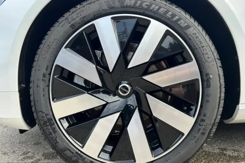 Volvo V90 din 2025 cu 4.445 km - oferta VOL219074 - foto 7