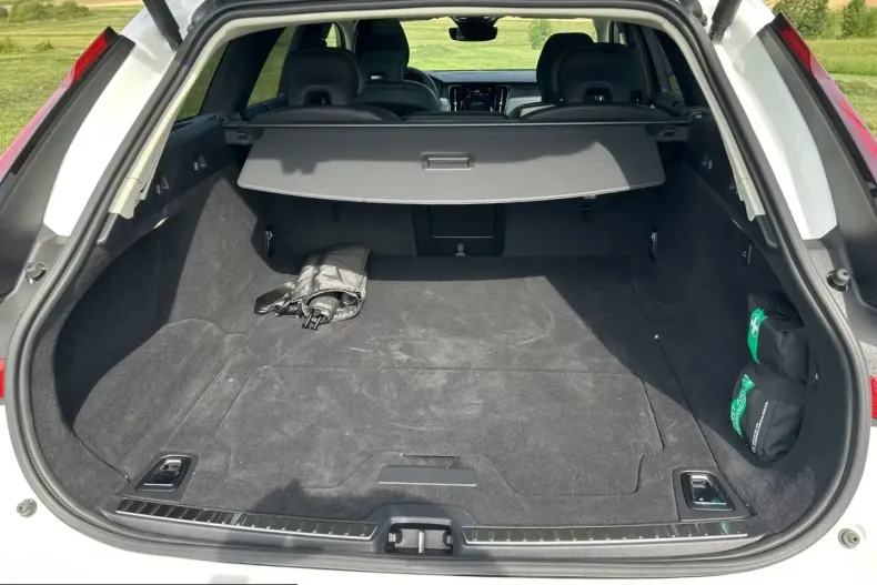 Volvo V90 din 2025 cu 4.445 km - oferta VOL219074 - foto 16