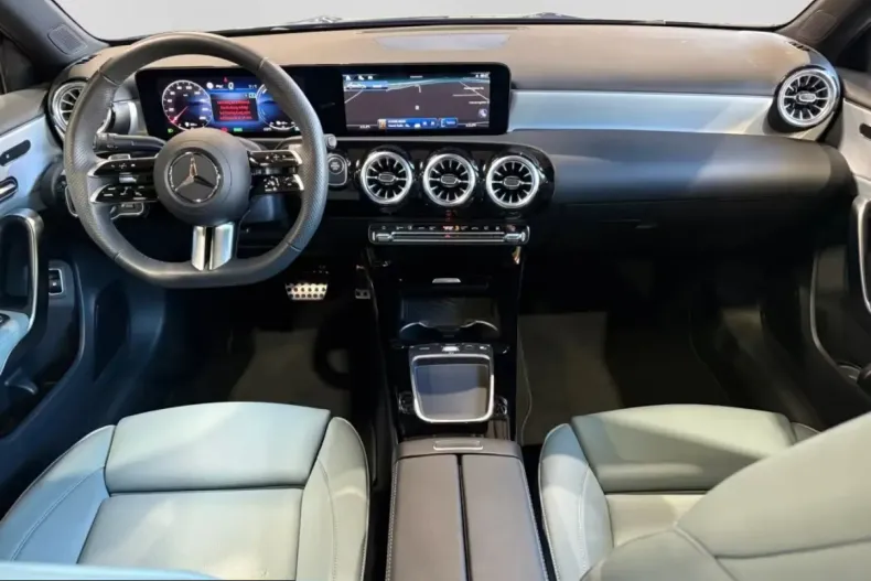 Mercedes-Benz A 250 (Clasa A) din 2024 cu 6.898 km - oferta MER219079 - foto 10