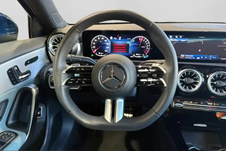 Mercedes-Benz A 250 (Clasa A) din 2024 cu 6.898 km - oferta MER219079 - foto 11