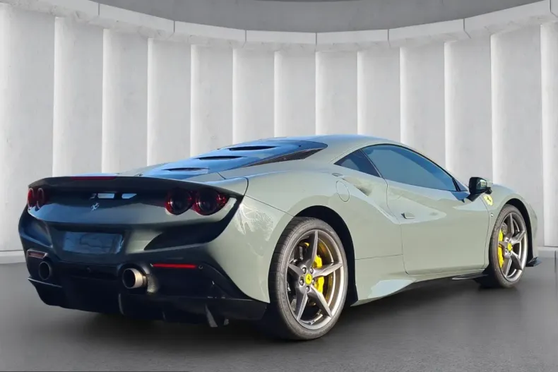 Ferrari F8 din 2021 cu 7.582 km - oferta FER219085 - foto 5