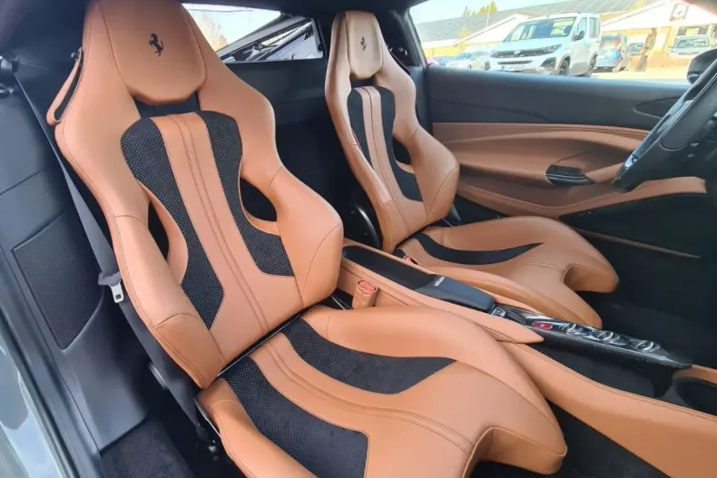 Ferrari F8 din 2021 cu 7.582 km - oferta FER219085 - foto 9