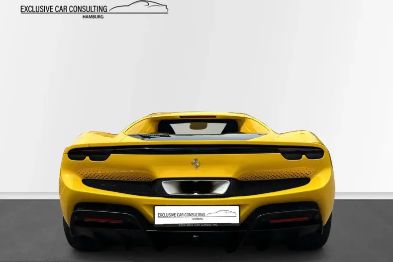Ferrari 296 GTB din 2023 cu 12.500 km - oferta FER219087 - foto 4