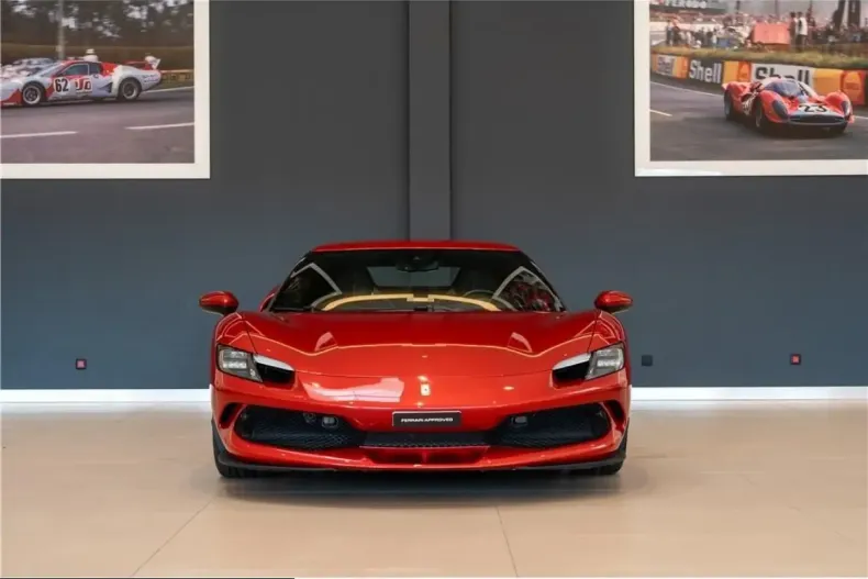 Ferrari 296 GTB din 2022 cu 11.614 km - oferta FER219088 - foto 3