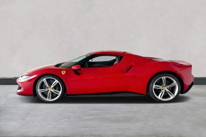 Ferrari 296 GTB din 2024 cu 6.600 km - oferta FER219089 - foto 9