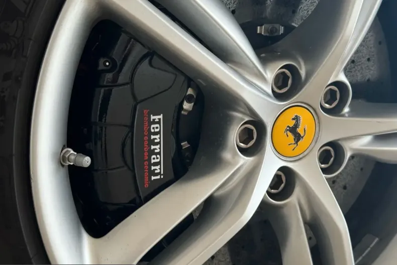Ferrari 296 GTB din 2024 cu 6.600 km - oferta FER219089 - foto 21