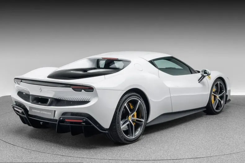 Ferrari 296 GTB din 2023 cu 16.400 km - oferta FER219090 - foto 7