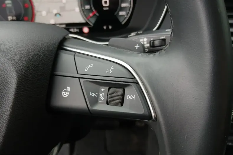 Audi Q5 din 2025 cu 21.999 km - oferta AUD219093 - foto 13