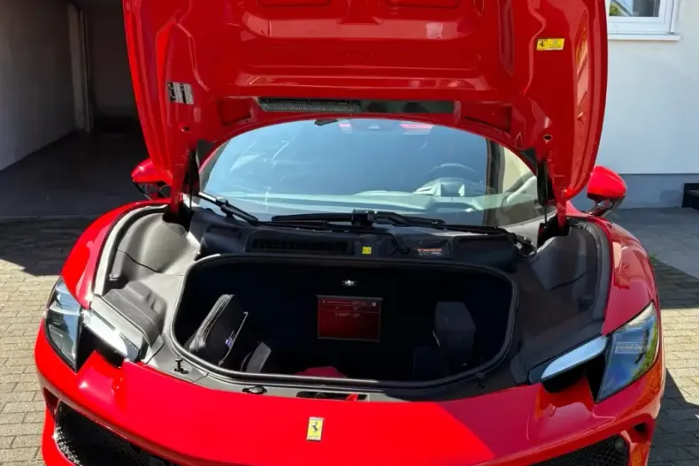 Ferrari 296 GTS din 2025 cu 299 km - oferta FER219095 - foto 6