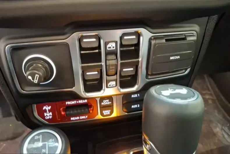 Jeep Wrangler din 2025 cu 2.850 km - oferta JEE219096 - foto 15