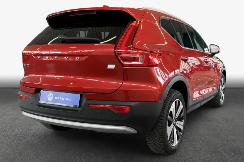 Volvo XC40 din 2024 cu 23.798 km - oferta VOL219104 - foto 2