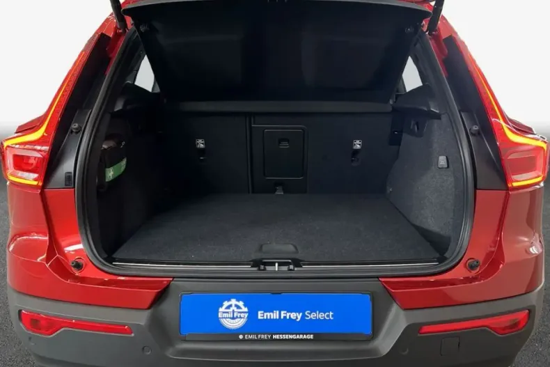 Volvo XC40 din 2024 cu 23.798 km - oferta VOL219104 - foto 8