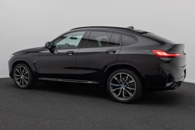 BMW X4 (Seria X) din 2024 cu 10.955 km - oferta BMW219108 - foto 6