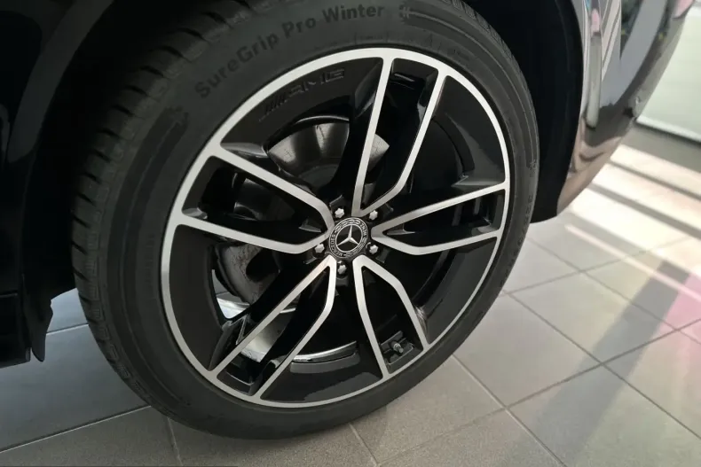Mercedes-Benz GLE 400 (Clasa GLE) din 2023 cu 59.500 km - oferta MER219114 - foto 8