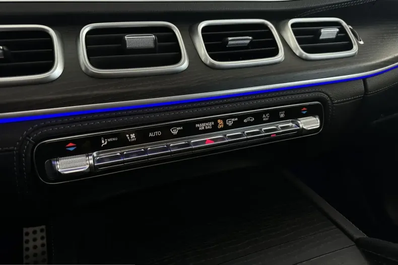 Mercedes-Benz GLE 400 (Clasa GLE) din 2023 cu 59.500 km - oferta MER219114 - foto 23