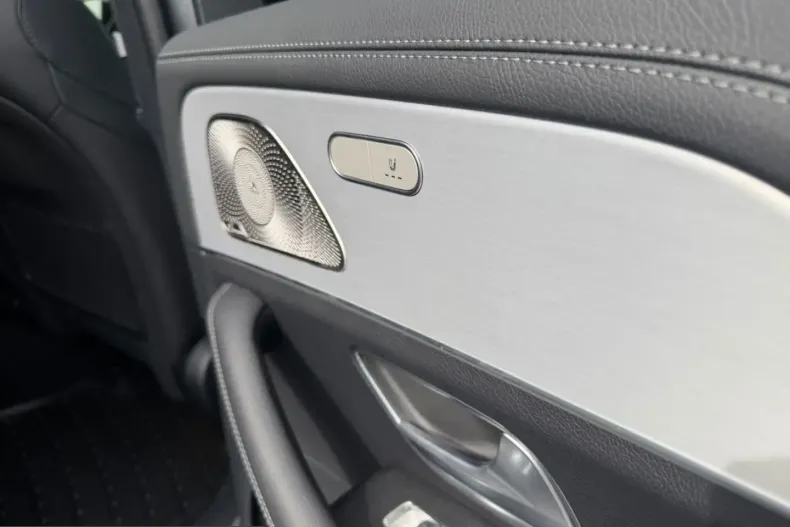Mercedes-Benz GLE 450 (Clasa GLE) din 2024 cu 20.000 km - oferta MER219116 - foto 15