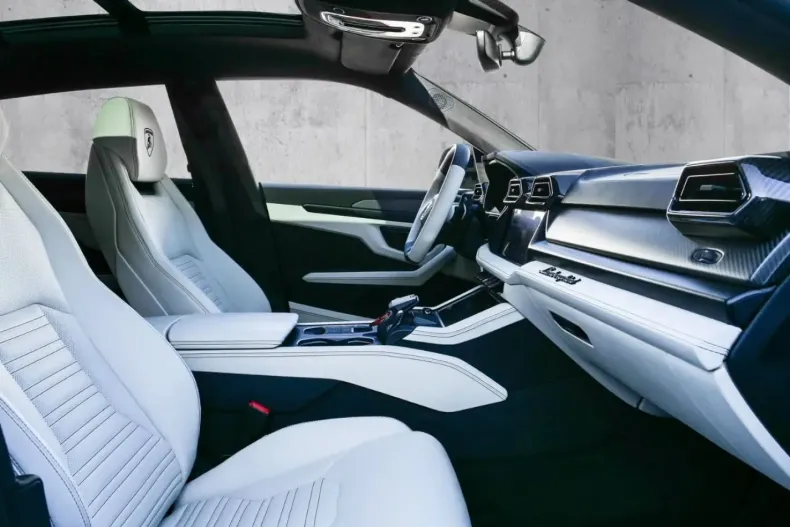 Lamborghini Urus din 2025 cu 8.550 km - oferta LAM219127 - foto 5