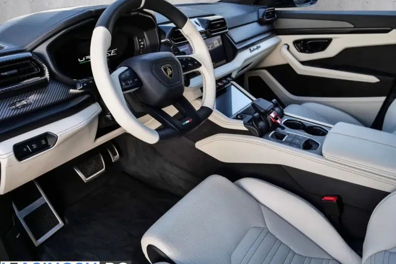 Lamborghini Urus din 2025 cu 8.550 km - oferta LAM219127 - foto 8