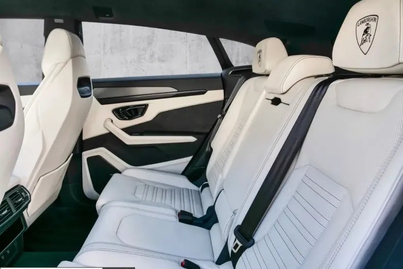 Lamborghini Urus din 2025 cu 8.550 km - oferta LAM219127 - foto 9