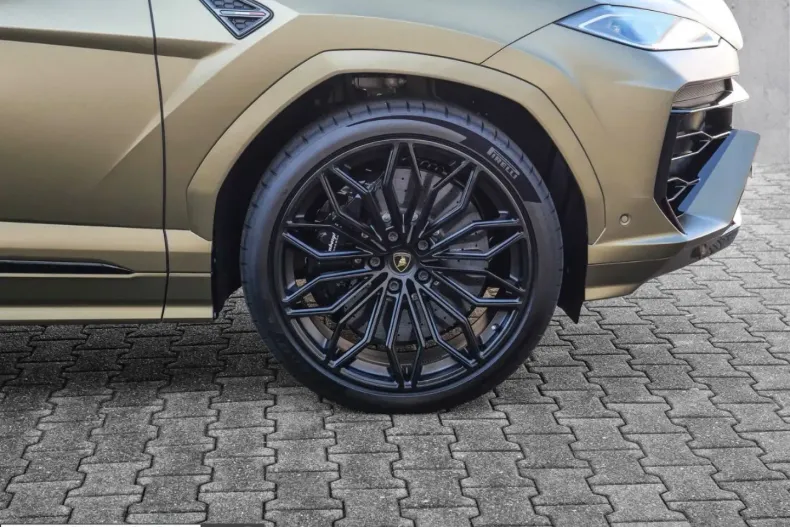 Lamborghini Urus din 2025 cu 8.550 km - oferta LAM219127 - foto 11