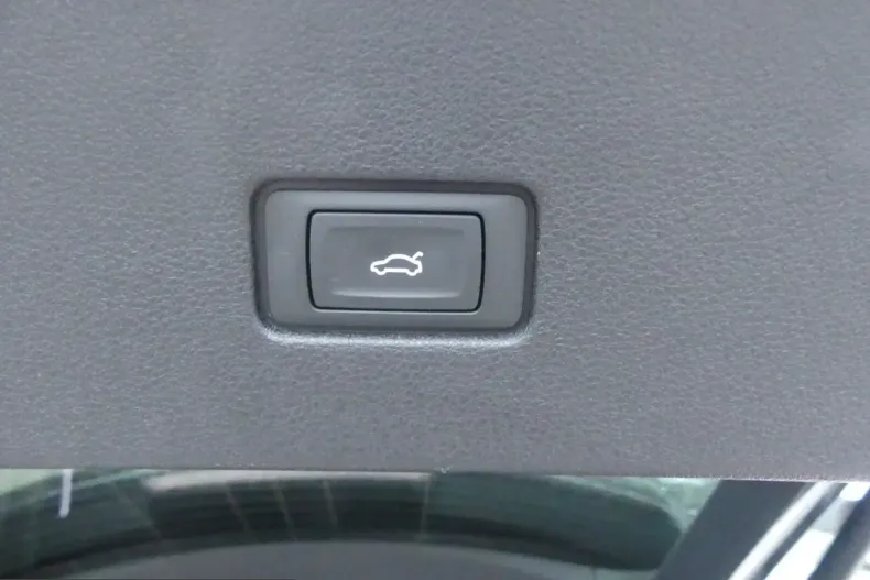 Audi RSQ8 din 2023 cu 45.333 km - oferta AUD219133 - foto 28