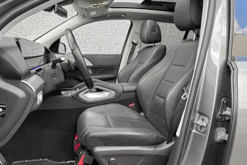 Mercedes-Benz GLE 400 (Clasa GLE) din 2023 cu 59.990 km - oferta MER219136 - foto 4