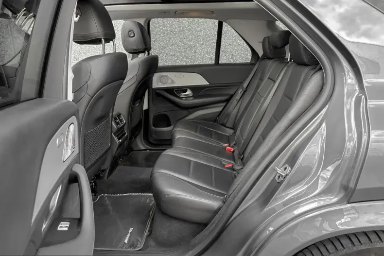 Mercedes-Benz GLE 400 (Clasa GLE) din 2023 cu 59.990 km - oferta MER219136 - foto 12