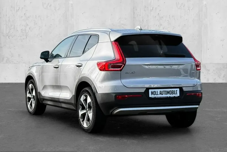 Volvo XC40 din 2023 cu 30.499 km - oferta VOL219141 - foto 2